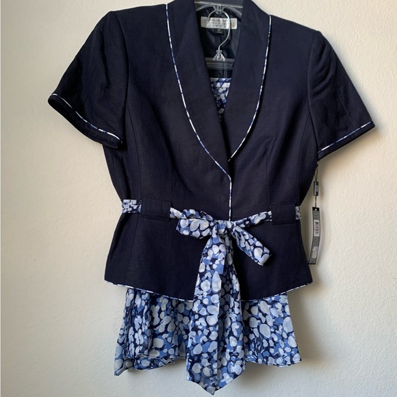 NWT Tahari ASL 2Piece Skirt Suit Short Sleeve Belted Jacket Pleated Flare Skirt - Picture 12 of 12
